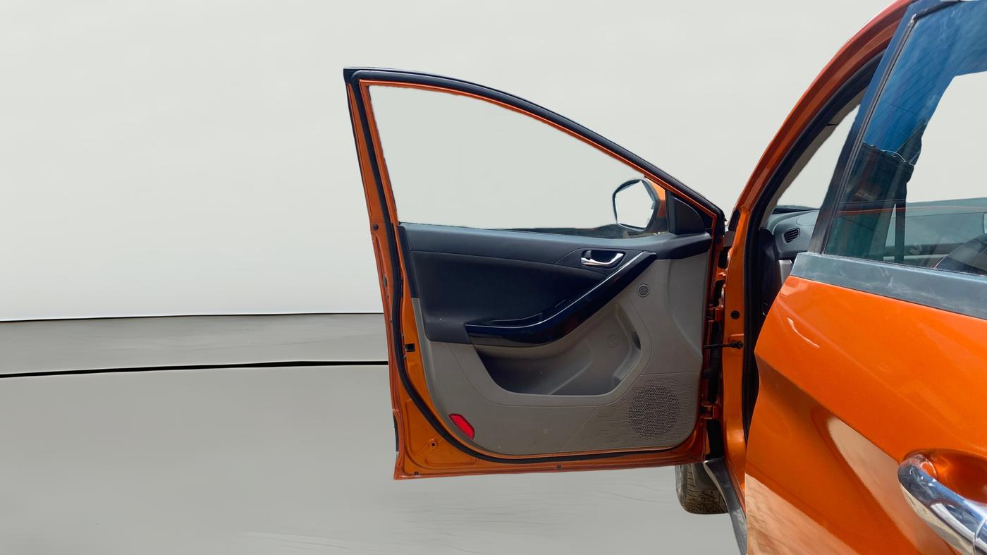 2019 Tata NEXON XZA PLUS PETROL, Petrol, Automatic, 63,170 km, LHS Front Door