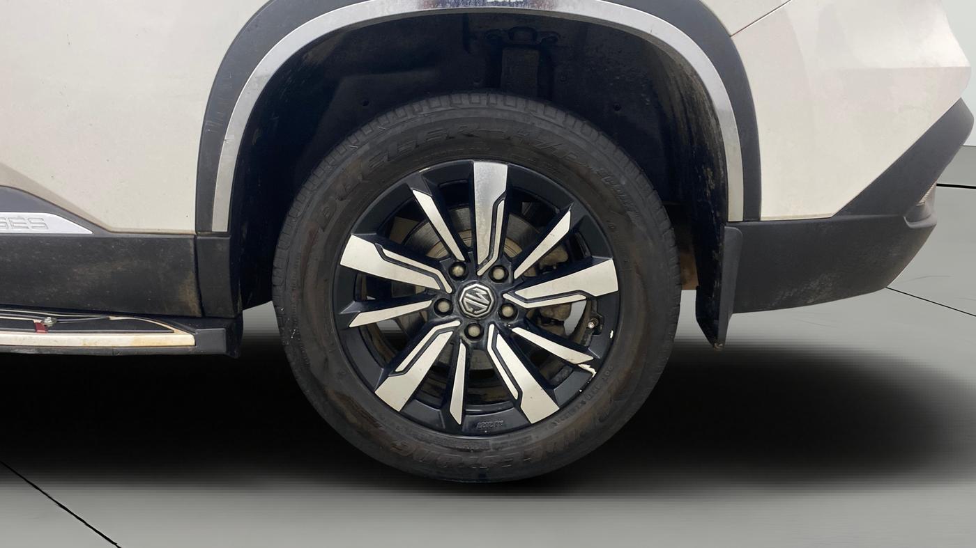 2020 MG HECTOR SMART HYBRID 1.5 PETROL, Petrol, Manual, 89,183 km, Left Rear Wheel