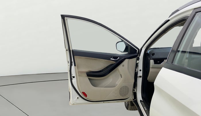 2022 Tata NEXON XZA PLUS DIESEL, Diesel, Automatic, 1,00,079 km, LHS Front Door