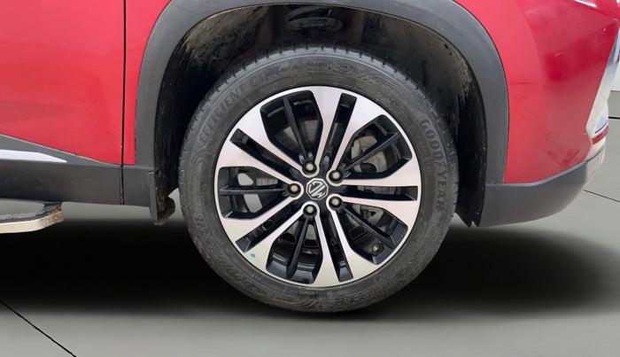 2022 MG HECTOR SHARP 1.5 PETROL CVT, Petrol, Automatic, 20,188 km, Right Front Wheel