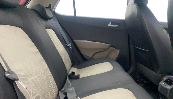 2015 Hyundai Grand i10 ASTA AT 1.2 KAPPA VTVT, Petrol, Automatic, 91,425 km, Right Side Rear Door Cabin