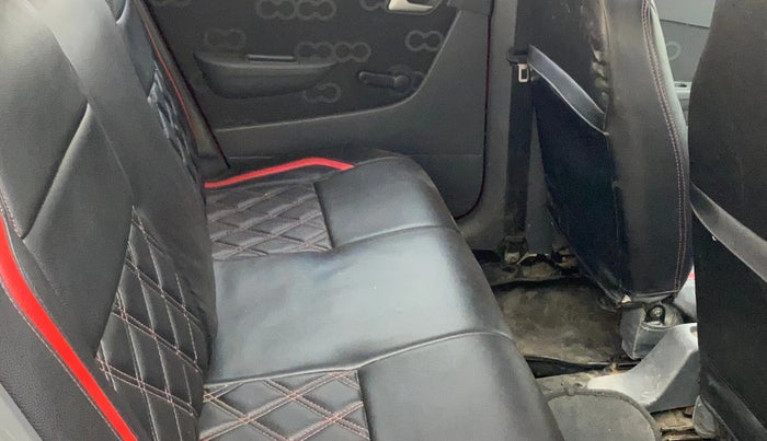 2016 Maruti Alto 800 LXI, Petrol, Manual, 51,218 km, Right Side Rear Door Cabin