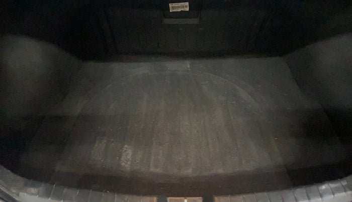 2019 Hyundai New Elantra 1.6 SX (O) AT DIESEL, Diesel, Automatic, 63,389 km, Boot Open Zoomed View