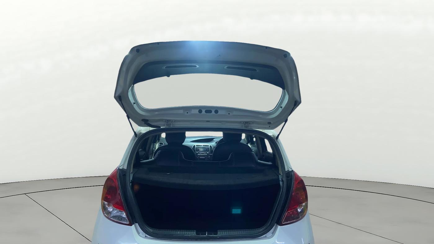 2014 Hyundai Elite i20 MAGNA 1.4 CRDI, Diesel, Manual, 92,927 km, Boot Door Open