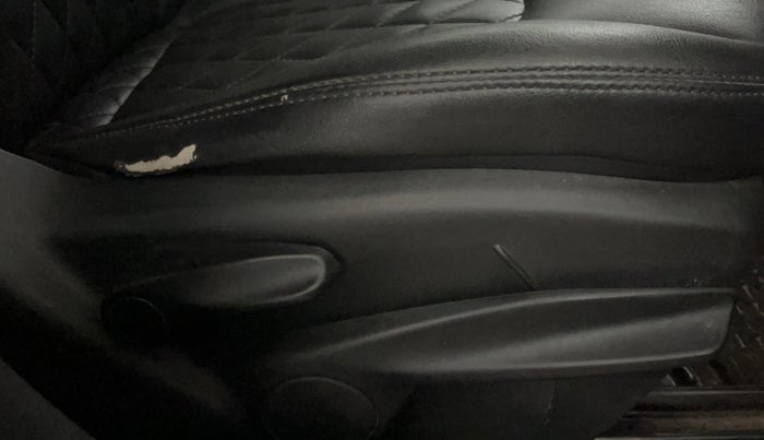 2017 Jeep Compass LIMITED 1.4 PETROL AT, Petrol, Automatic, 57,044 km, Driver Side Adjustment Panel