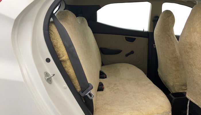 2018 Hyundai Eon ERA +, Petrol, Manual, 72,447 km, Right Side Rear Door Cabin