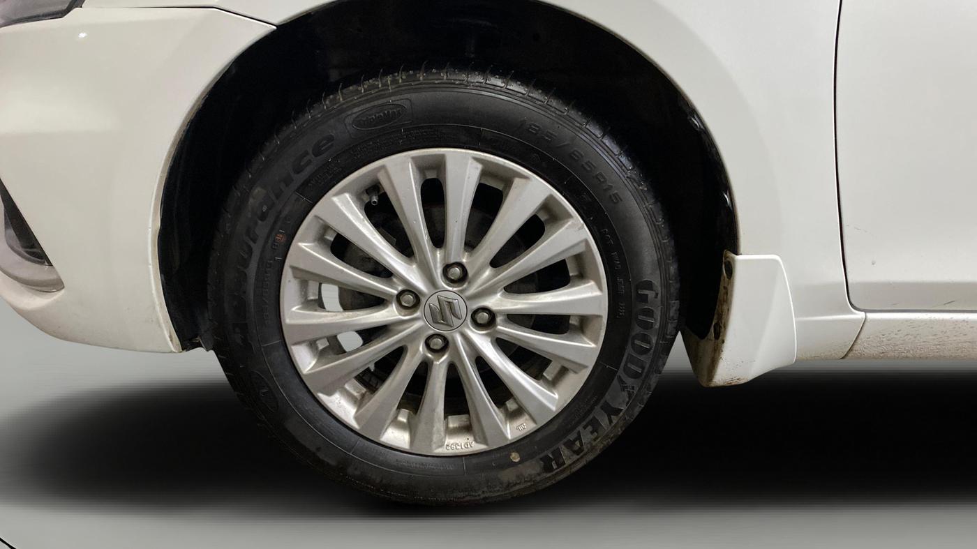 2022 Maruti Ciaz ZETA 1.5 SHVS MT PETROL, Petrol, Manual, 54,337 km, Left Front Wheel