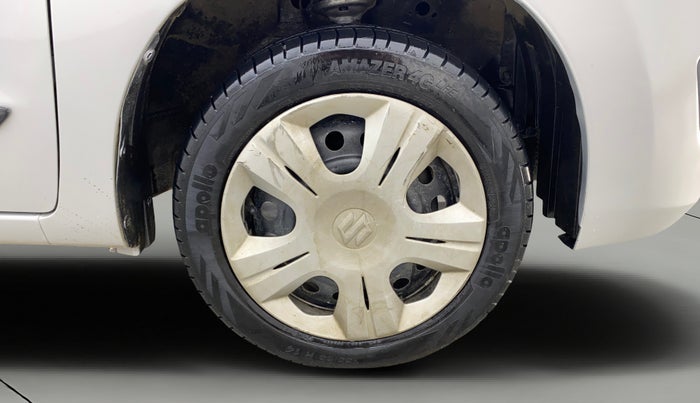 2015 Maruti Wagon R 1.0 VXI, Petrol, Manual, 35,893 km, Right Front Wheel