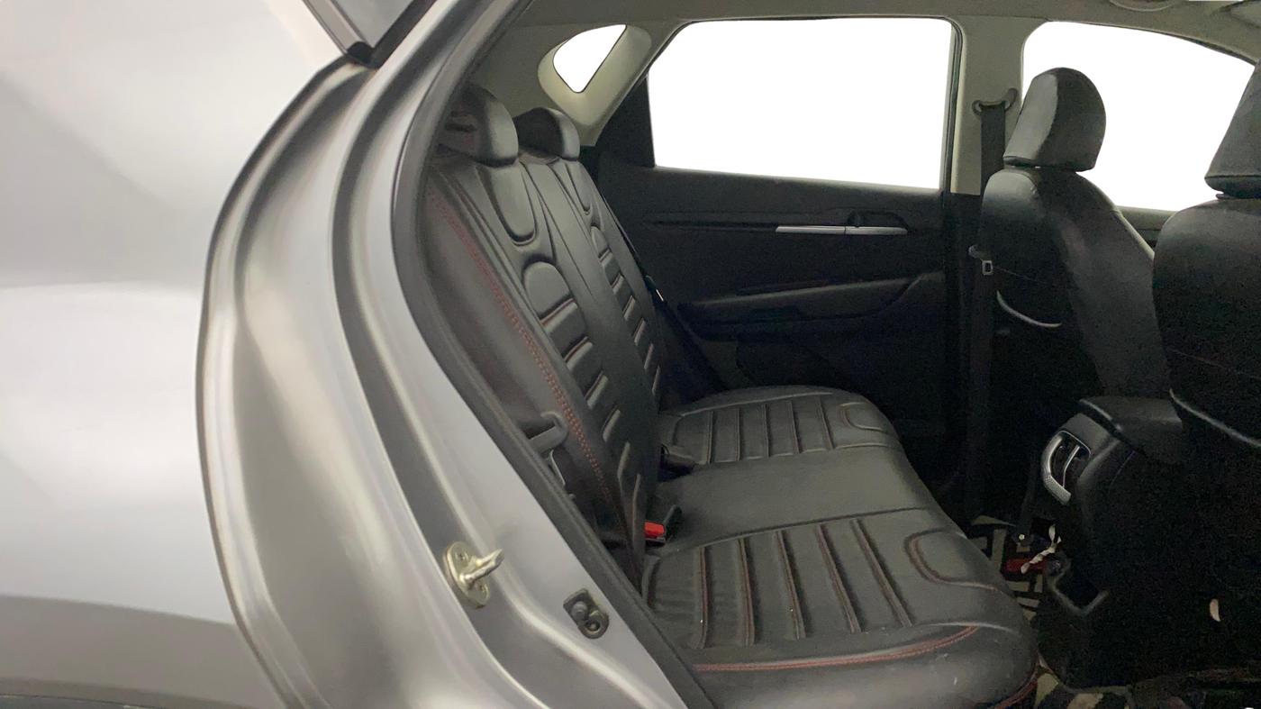 2021 KIA SONET HTK PLUS 1.2, Petrol, Manual, 1,16,993 km, Right Side Rear Door Cabin