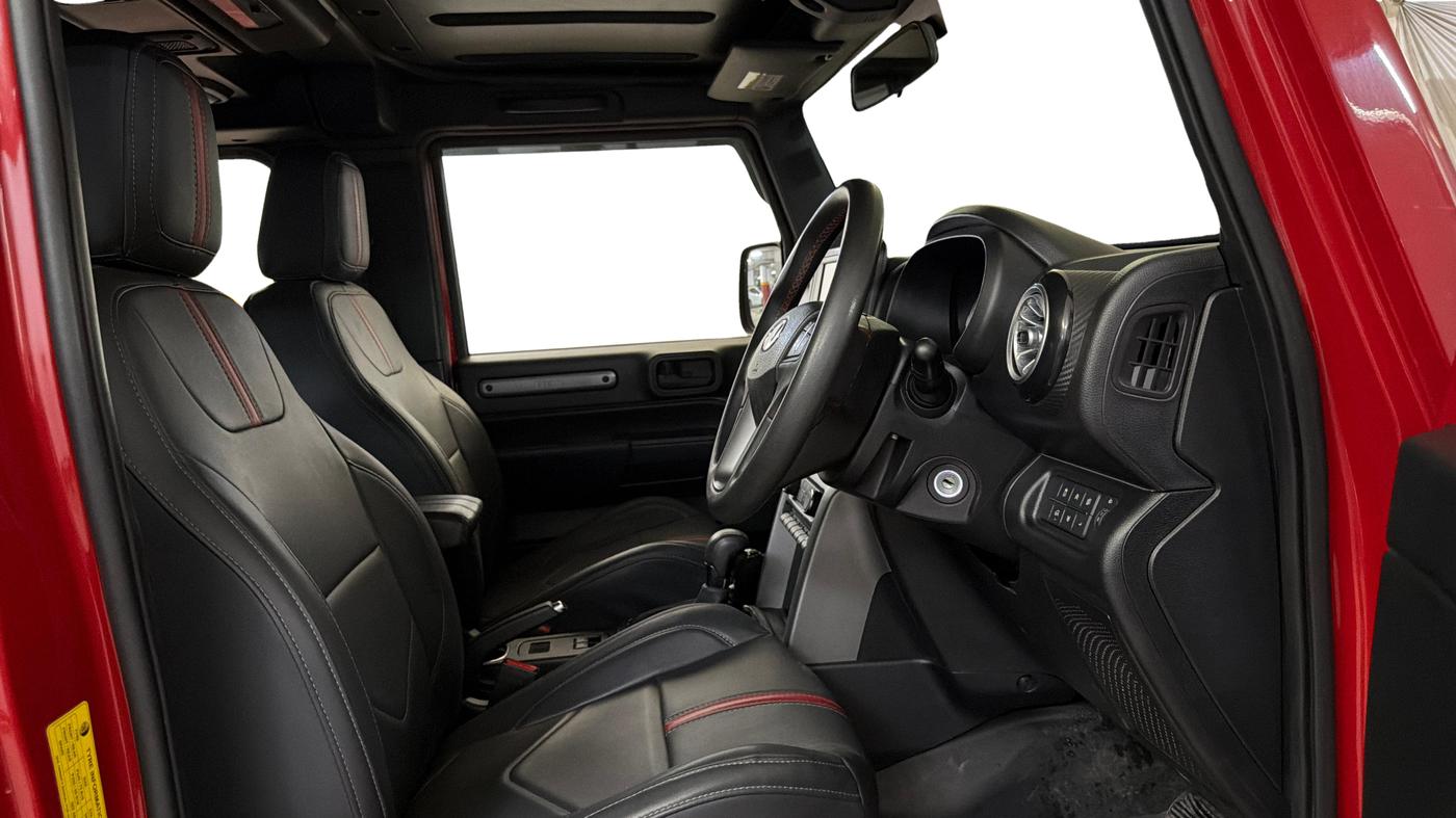 2022 Mahindra Thar LX PETROL HT 4WD AT, Petrol, Automatic, 15,193 km, Right Side Front Door Cabin