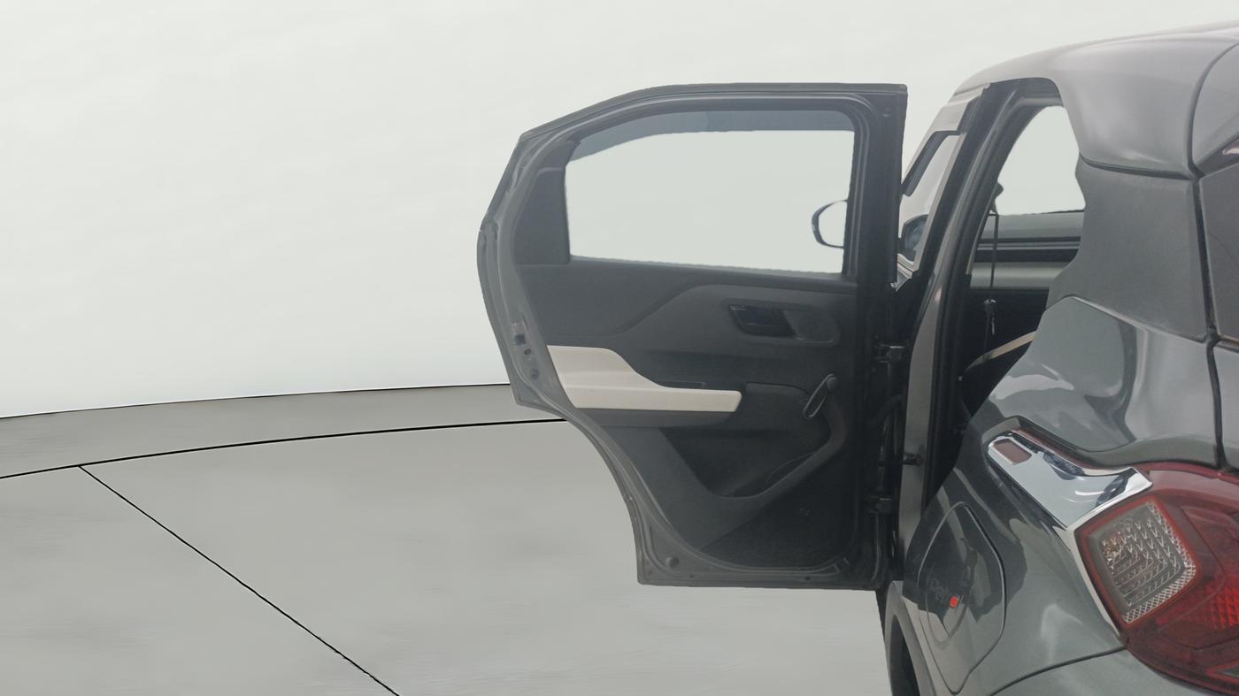 2024 Tata PUNCH PURE MT, Petrol, Manual, 26,139 km, LHS Rear Door