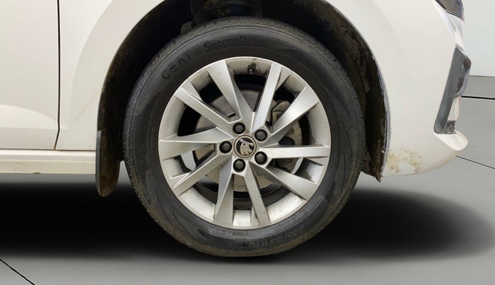 2022 Skoda SLAVIA AMBITION 1.0L TSI MT, Petrol, Manual, 78,412 km, Right Front Wheel