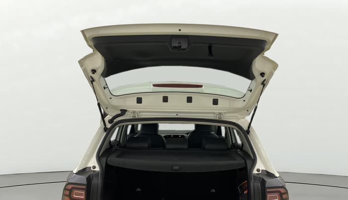 2023 Volkswagen TAIGUN TOPLINE 1.0 TSI MT, Petrol, Manual, 75,967 km, Boot Door Open