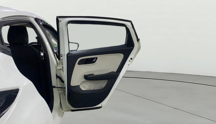 2021 Tata ALTROZ XM PLUS DIESEL, Diesel, Manual, 80,846 km, RHS Rear Door