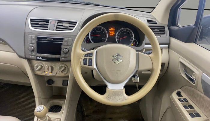 2012 Maruti Ertiga ZXI, Petrol, Manual, 59,356 km, Steering Wheel Close Up