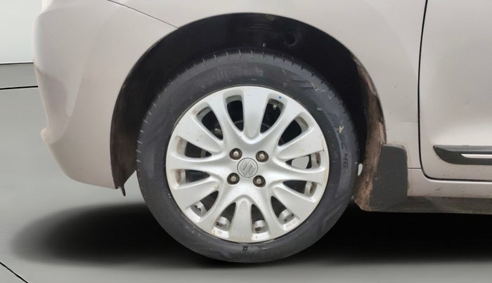 2016 Maruti Baleno ZETA PETROL 1.2, CNG, Manual, 88,321 km, Left Front Wheel