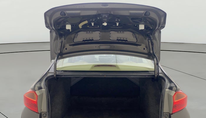 2016 Honda City 1.5L I-VTEC VX, Petrol, Manual, 88,426 km, Boot Door Open