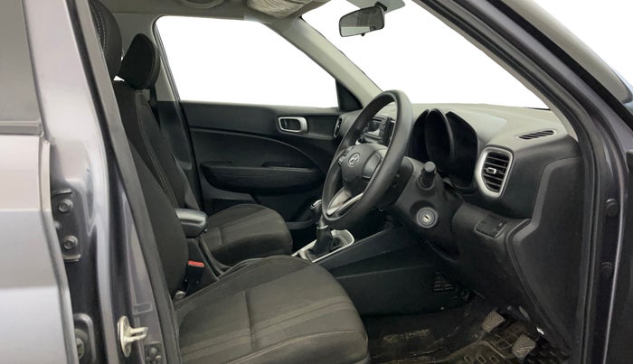 2019 Hyundai VENUE S 1.0 TURBO MT, Petrol, Manual, 54,753 km, Right Side Front Door Cabin