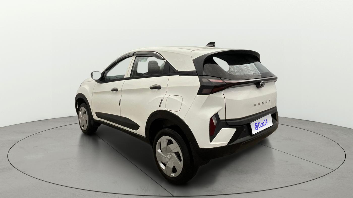 2024 Tata NEXON SMART+ 1.2 PETROL, Petrol, Manual, 30,579 km, Left Back Diagonal