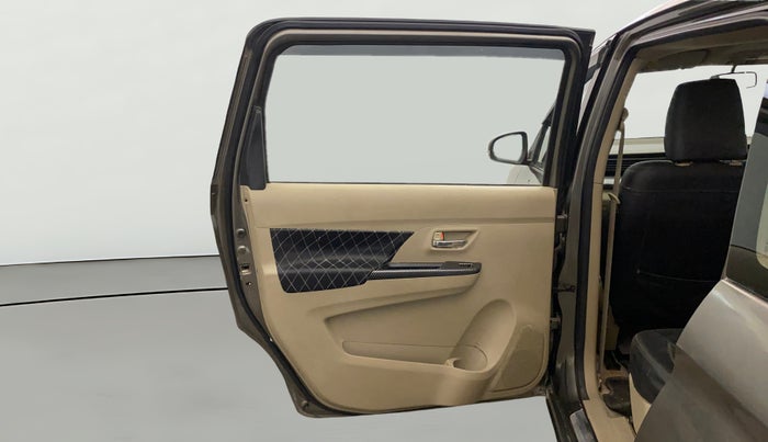 2021 Maruti Ertiga VXI SHVS, Petrol, Manual, 89,102 km, LHS Rear Door