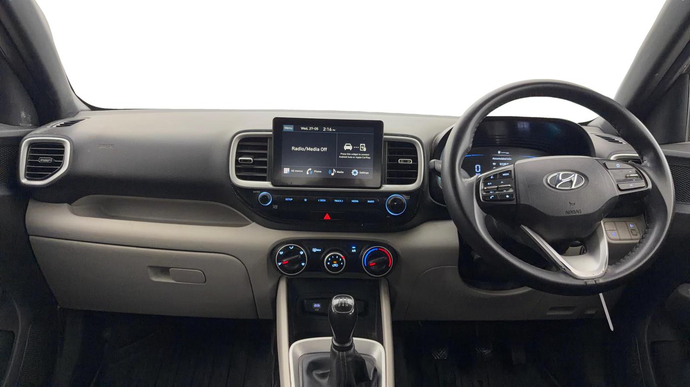 2022 Hyundai VENUE S(O) 1.2, Petrol, Manual, 99,401 km, Dashboard