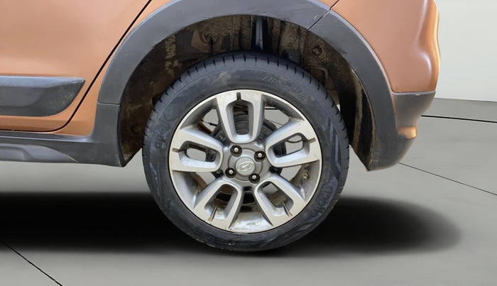 2016 Hyundai i20 Active 1.2 SX, Petrol, Manual, 55,255 km, Left Rear Wheel