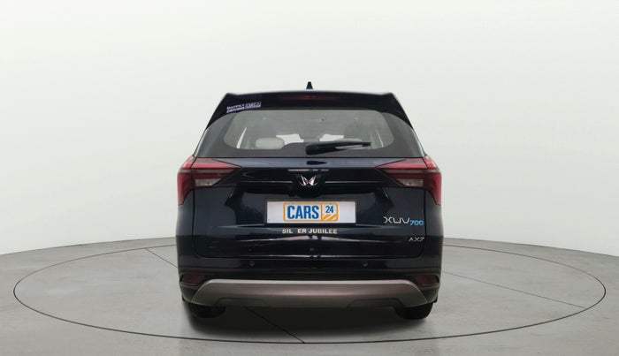 2022 Mahindra XUV700 AX 7 P MT 7 STR, Petrol, Manual, 31,275 km, Back/Rear