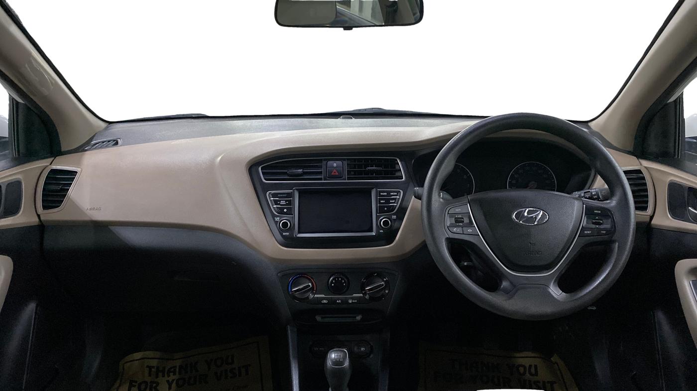 2020 Hyundai Elite i20 SPORTZ PLUS 1.2, Petrol, Manual, 37,141 km, Dashboard
