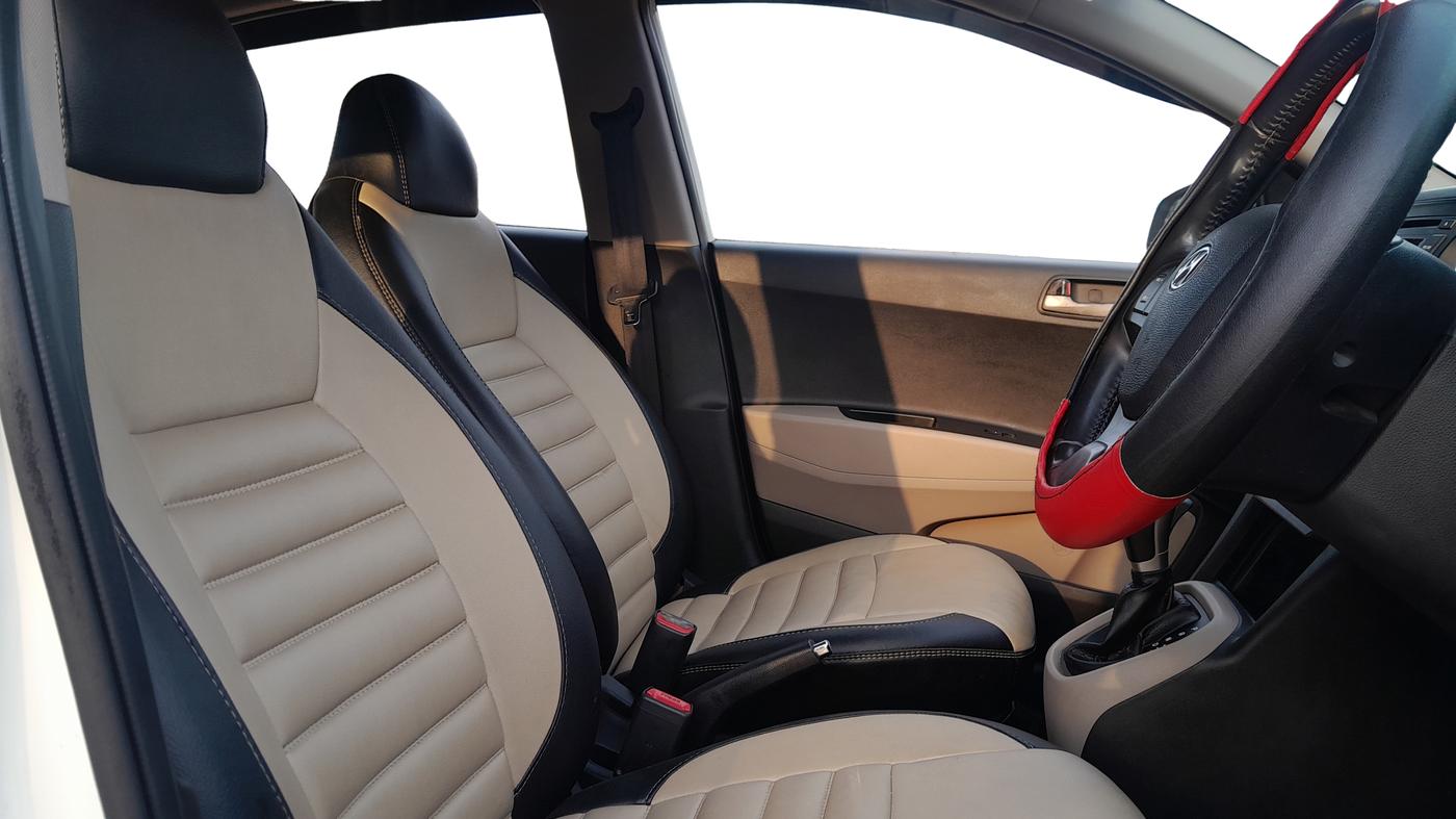 2014 Hyundai Xcent SX AT 1.2 (O), Petrol, Automatic, 78,893 km, Right Side Front Door Cabin