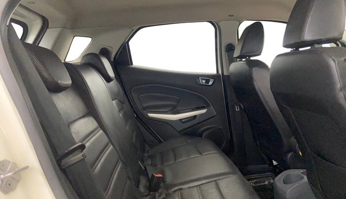 2016 Ford Ecosport TITANIUM 1.5L DIESEL, Diesel, Manual, 82,484 km, Right Side Rear Door Cabin