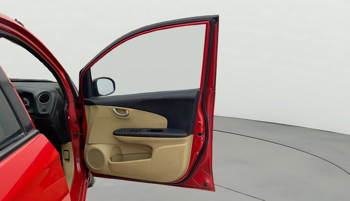 2014 Honda Brio VX AT, Petrol, Automatic, 78,362 km, RHS Front Door