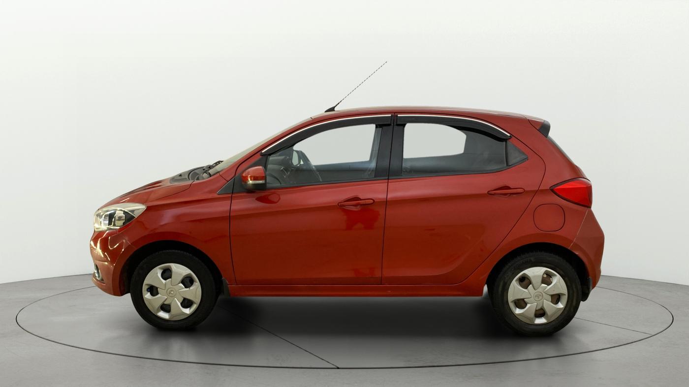 2018 Tata Tiago XZ DIESEL, Diesel, Manual, 1,111 km, Left Side