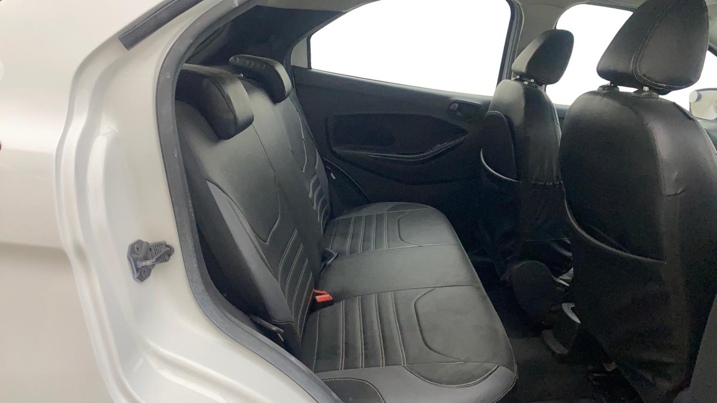 2019 Ford New Figo TITANIUM 1.2 PETROL MT, Petrol, Manual, 43,692 km, Right Side Rear Door Cabin