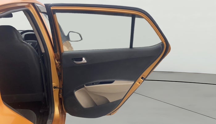 2015 Hyundai Grand i10 ASTA AT 1.2 KAPPA VTVT, Petrol, Automatic, 61,350 km, RHS Rear Door