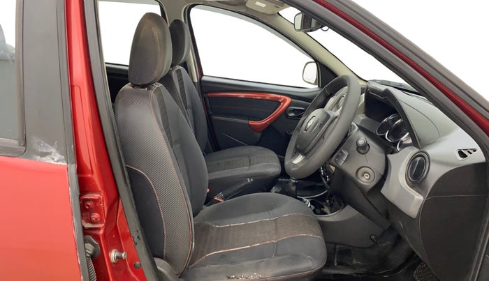 2018 Renault Duster RXS CVT, Petrol, Automatic, 1,43,526 km, Right Side Front Door Cabin