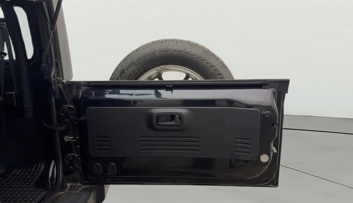 2022 Mahindra Thar LX PETROL HT 4WD AT, Petrol, Automatic, 36,737 km, Boot Door Open