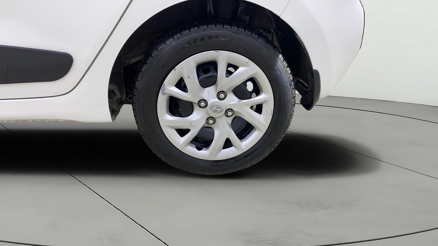 2017 Hyundai Grand i10 MAGNA 1.2 KAPPA VTVT, Petrol, Manual, 49,820 km, Left Rear Wheel