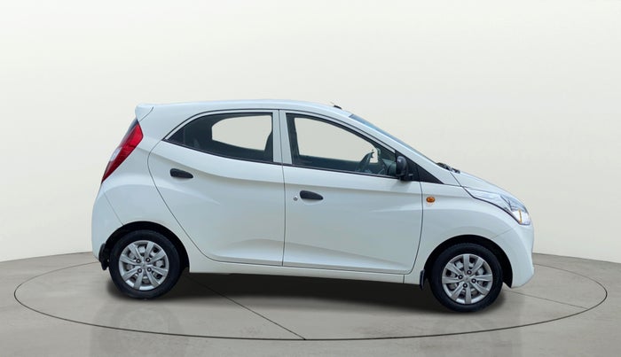 2018 Hyundai Eon ERA +, Petrol, Manual, 16,567 km, Right Side View