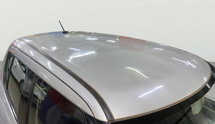 2014 Maruti Swift VXI, Petrol, Manual, 1,04,665 km, Roof