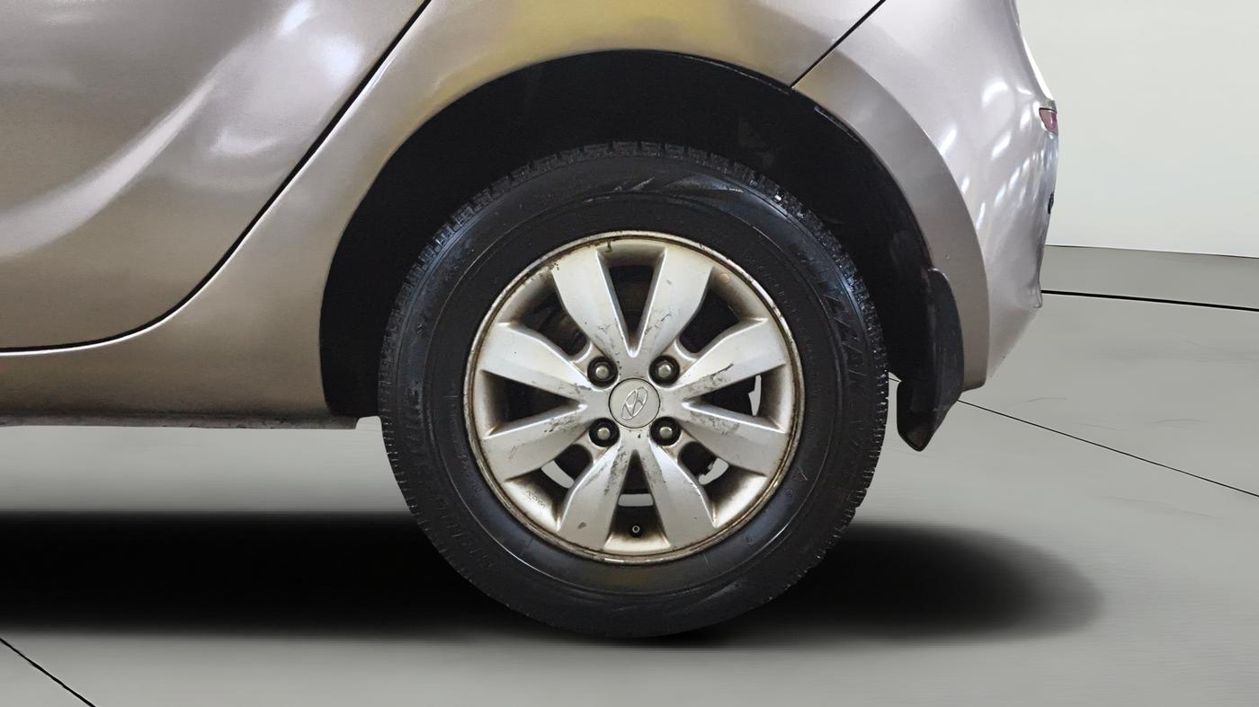 2013 Hyundai i20 SPORTZ 1.4 CRDI, Diesel, Manual, 73,022 km, Left Rear Wheel