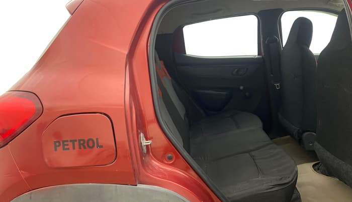 2016 Renault Kwid RXT 1.0, Petrol, Manual, 1,09,534 km, Right Side Rear Door Cabin