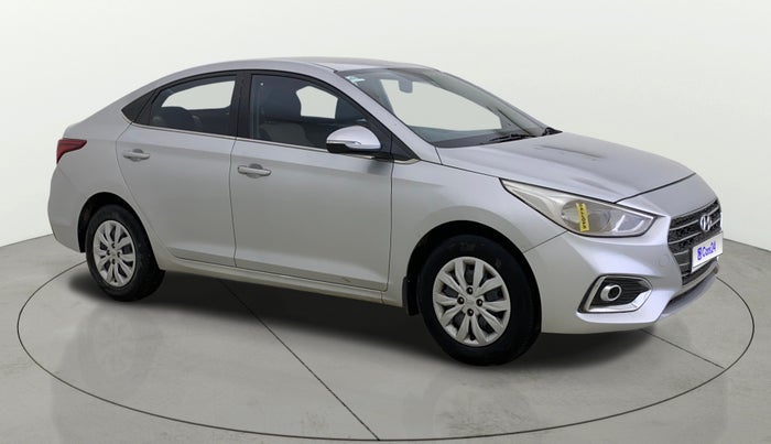 2017 Hyundai Verna 1.6 EX CRDI, Diesel, Manual, 1,33,554 km, Right Front Diagonal