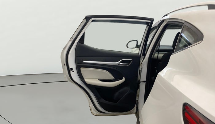 2022 MG ASTOR SUPER EX 1.5 MT, Petrol, Manual, 44,245 km, LHS Rear Door