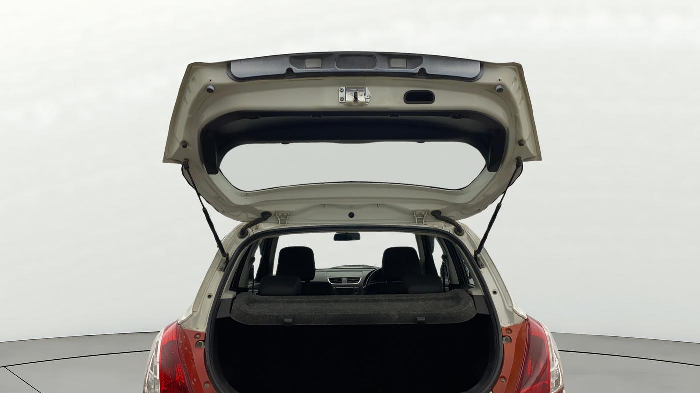 2015 Maruti Swift VDI ABS, Diesel, Manual, 87,121 km, Boot Door Open