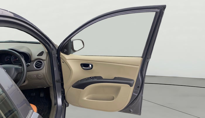 2016 Hyundai i10 SPORTZ 1.1, Petrol, Manual, 56,616 km, RHS Front Door