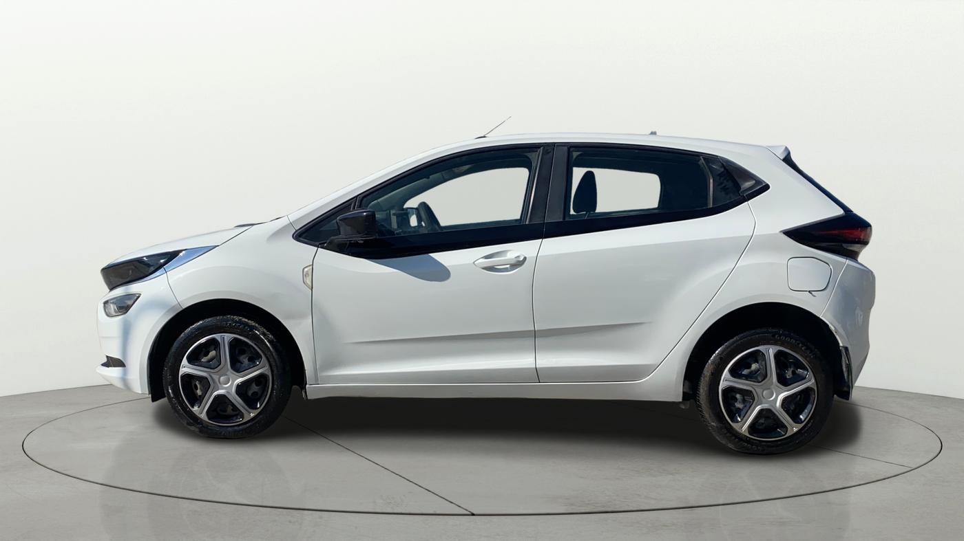 2021 Tata ALTROZ XT DIESEL, Diesel, Manual, 93,242 km, Left Side