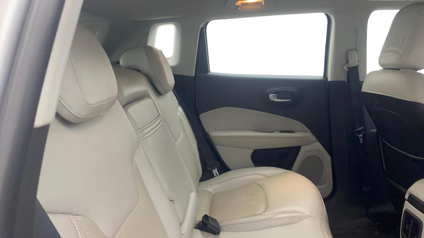 2018 Jeep Compass LIMITED (O) 2.0 DIESEL 4X4, Diesel, Manual, 1,15,270 km, Right Side Rear Door Cabin