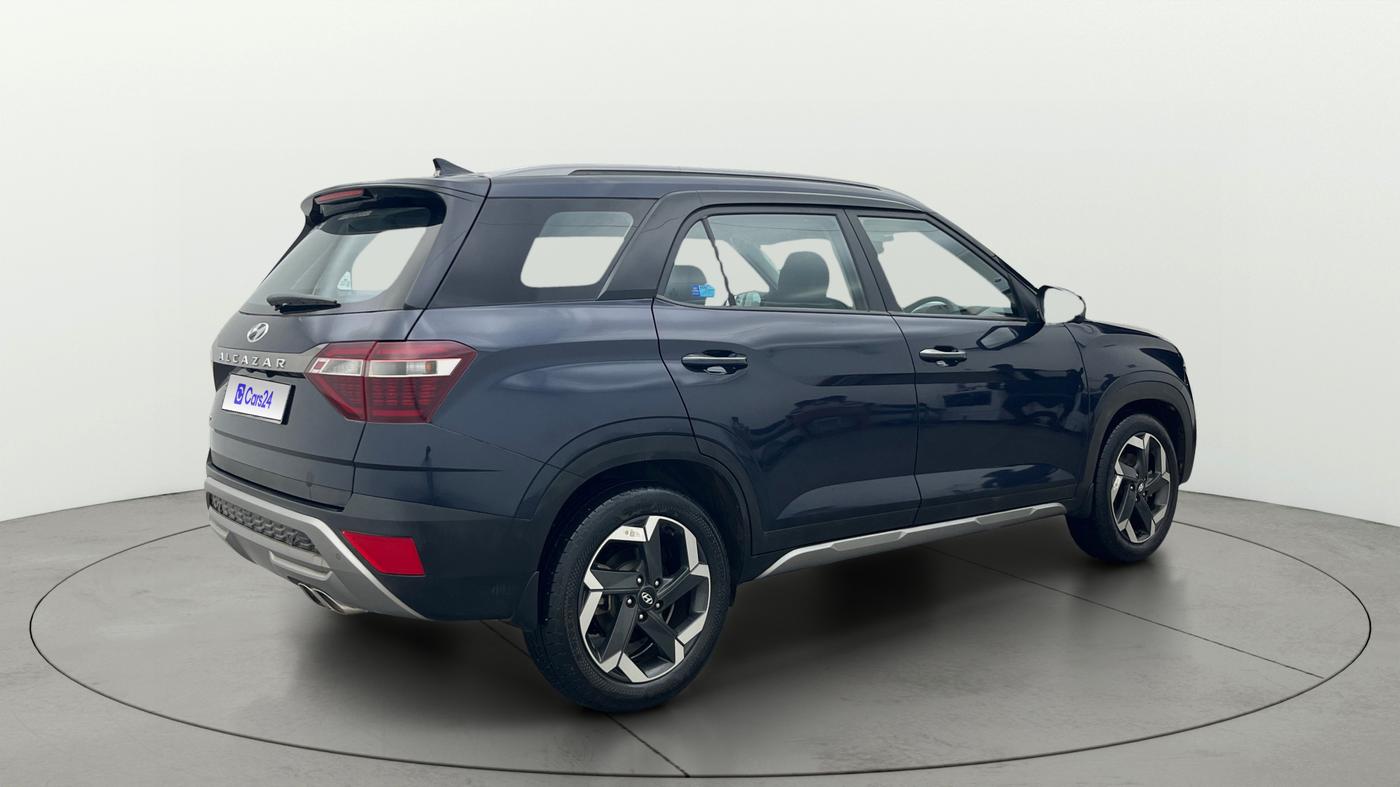 2022 Hyundai ALCAZAR PLATINUM 2.0 MT 7STR, Petrol, Manual, 15,300 km, Right Back Diagonal