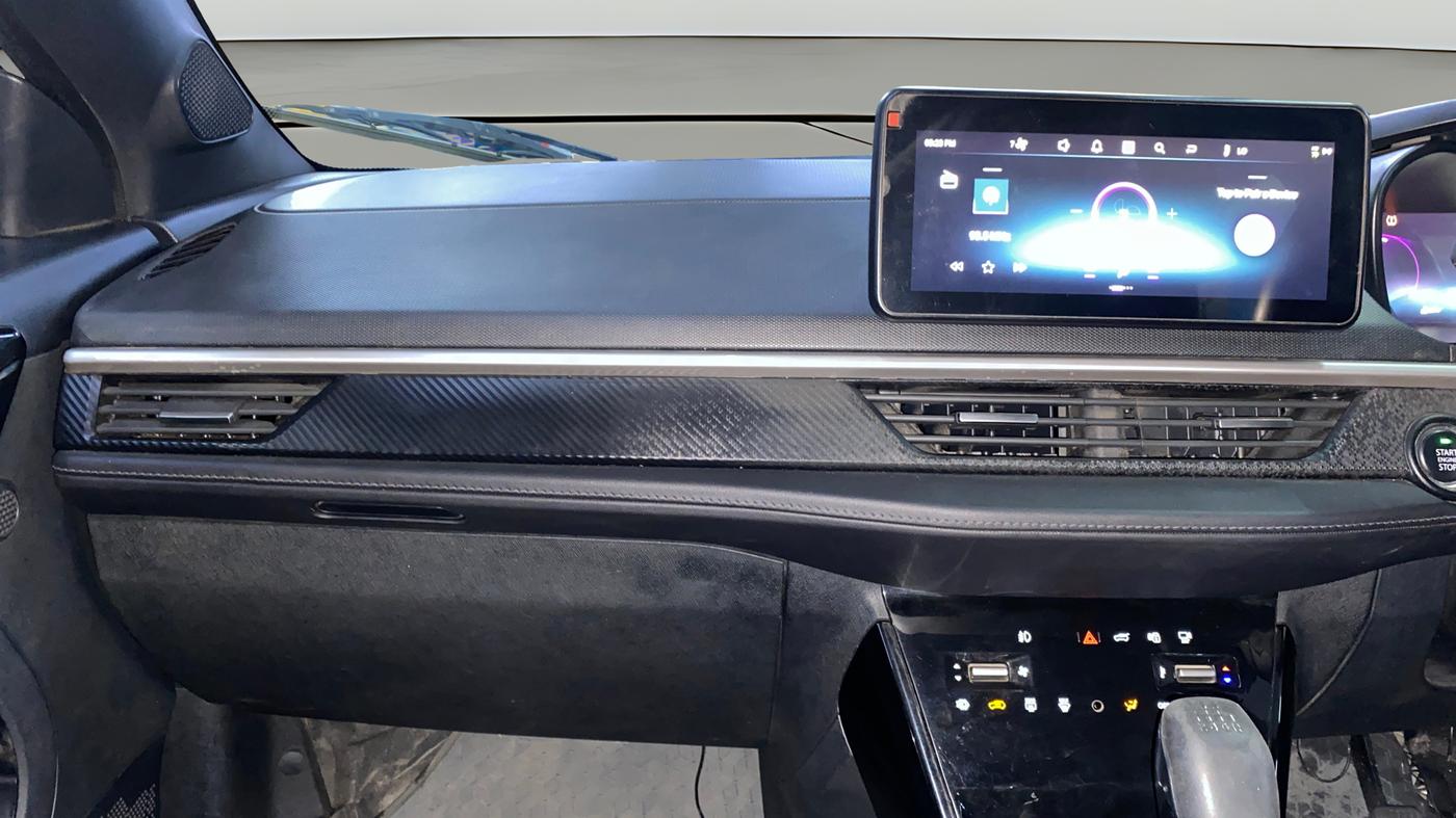 2023 Tata NEXON FEARLESS SUNROOF DUAL TONE 1.2 PETROL, Petrol, Manual, 76,598 km, Air Conditioner