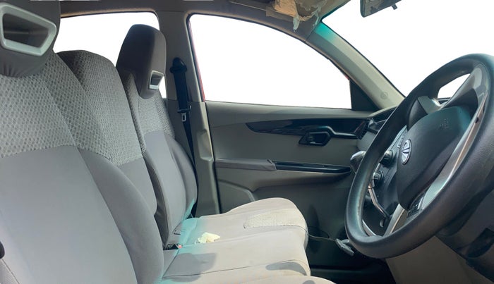 2016 Mahindra Kuv100 K6 PLUS D 6 STR, Diesel, Manual, 85,537 km, Right Side Front Door Cabin